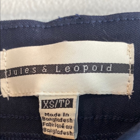 Jules & Leopold Black Straight Leg Pants with Comfortable Fit - Picture 2 of 7